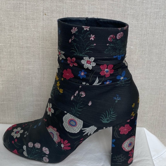 Valentino Boots - Picture 2 of 15